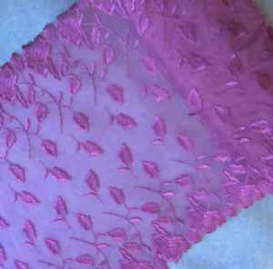 3 Yards 17.5" Wide Purplish Red Mesh Tulle Lace with Embroidered Flower y0366 - Picture 1 of 2