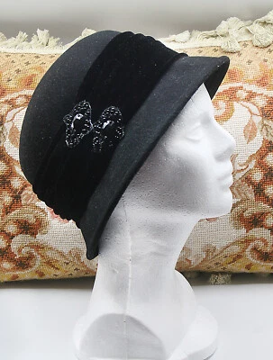 ¡ENCANTADOR! SOMBRERO MUJER COLECCIÓN TUCÁN NUEVA YORK NEGRO LANA CLOCHE con BANDA DE TERCIOPELO Foto 1 de 4