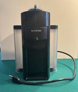 Máquina de café y espresso Nespresso Vertuo de De’Longhi - Modelo ENV135B - Usada - Imagen 1 de 5