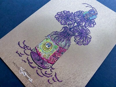 Mini folleto con estampado artístico brillante de mezclilla dorada embotellada de Marq Spusta 5 x 7" Foto 1 de 4