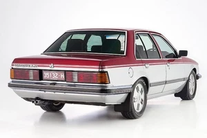 1982 Holden Commodore VH SLE Rear Window Sun Visor - Picture 1 of 5