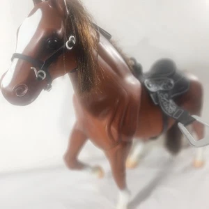 Battat 21,5 pulgadas cuarto caballo con silla de montar para 18 muñecas como American Girl - Imagen 1 de 9
