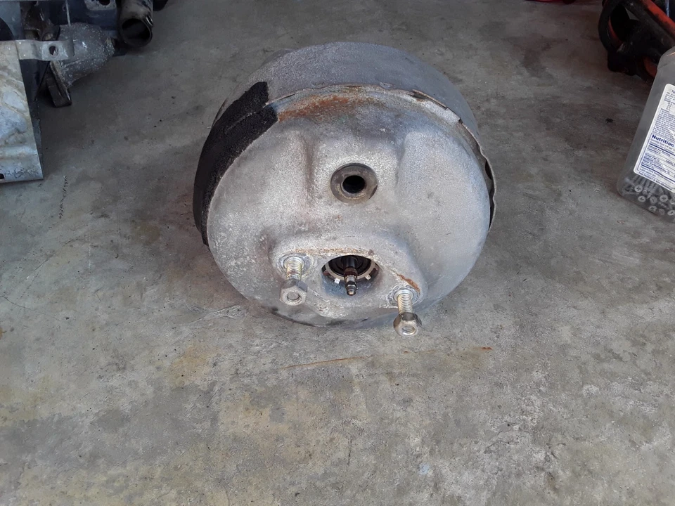 Volvo 240 Brake Booster - 75-93 - Image 1 of 1