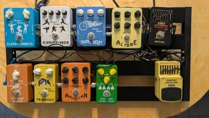 Gitarren Effekt Pedale mit Pedalboard und Tasche zum Transport - Bild 1 von 6