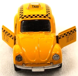 Neuer gelber Käfer Volkswagen Taxi Druckguss Metall Rückzug Aktion - Bild 1 von 8