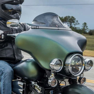 Klock Werks 8.5" Flare Windshield for Harley-Davidson Dark Smoke - 2310-0274 - Foto 1 di 2