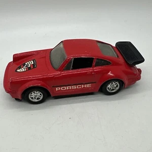 1992 TootsieToy Hard Body Diecast Porsche 911 Read - Picture 1 of 17