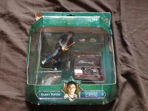 FLYING HARRY POTTER with SUITCASE Order of the Phoenix Figure Popco 2007 - Picture 1 of 4