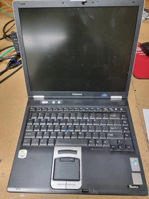 TOSHIBA Tecra M2-S730 - SEM HDD - SEM BATERIA - PEÇAS OU REPARO - Imagem 1 de 4