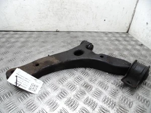Brazo de control inferior delantero pasajero izquierdo Ford Transit Connect NS 1,8 diésel 02-13D - Imagen 1 de 6