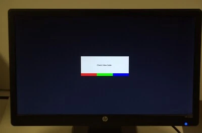 HP LV2011 LED LCD Monitor with stand - Image 1 of 4