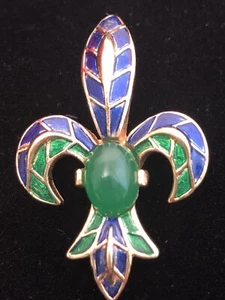 Vintage Crown Trifari Fleur De Lis Enamel Brooch - Picture 1 of 5