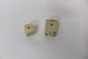 Vintage Bone Bovine Dice - Picture 1 of 9