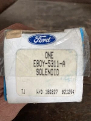 NUEVO OEM VÁLVULA SOLENOIDE DE AIRE DELANTERA LINCOLN CONTINENTAL 1988-1994 E8OY-5311-A Foto 1 de 4