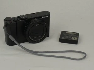Panasonic LUMIX LX10 20.1MP Digital Camera | Damages to Lens Area, but Works - Picture 1 of 22