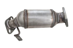 Catalytic Converter Fits 2015-2016 GMC Acadia 3.6L V6 GAS DOHC - Picture 1 of 2