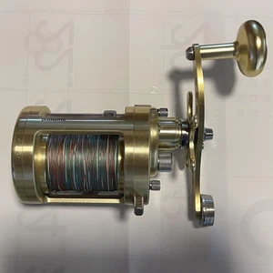 Shimano Reel Calcutta700 - Picture 1 of 4