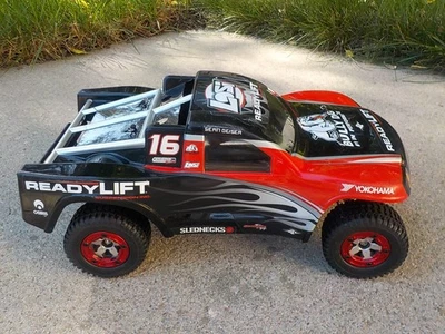 Nice Team Losi 1/16 XXX Mini Bully Rally Rolling Chassis Short Course Truck - Image 1 of 4