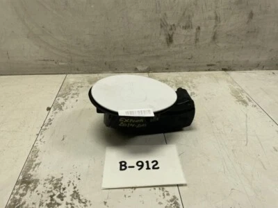 Ford Explorer XLT 2014 puerta de llenado de combustible OEM+ (Blanco Oxford) Foto 1 de 4