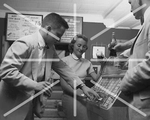 Diner Patrons Playing Jukebox Vintage 8x10 Photography Reprint - Picture 1 of 1