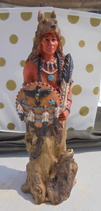 Statuina Guerriero Nativo Americano Alta 10" in Resina Edizione Limitata - Foto 1 di 5