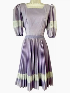 Vtg Rockabilly CottageCore Lavendar Dress Lace, Puff Sleeve, Square Dance Praire - Picture 1 of 7