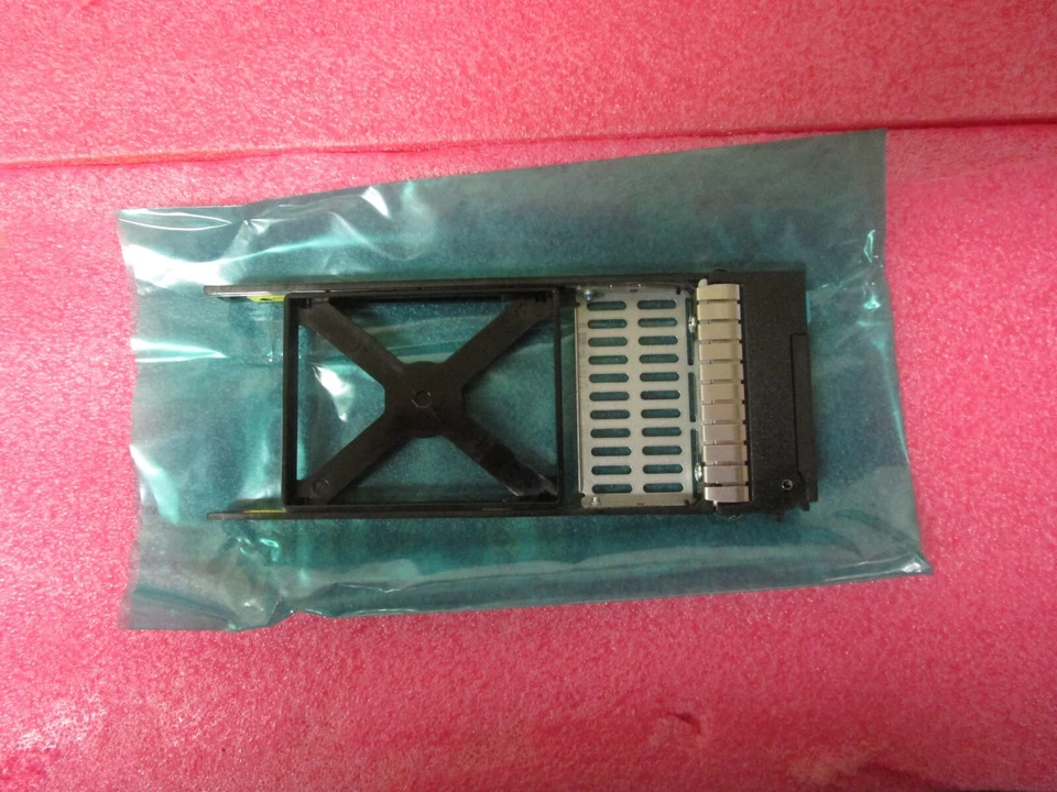 NEW! Qty (24)  2.5" NEC Server Dummy Tray 243-536317-502 - NF9100-CZ29P - Image 1 of 4