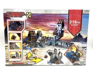 SNAP- X Castle Adventures 216 Piece Build & Play Set New,old Stock # GO - Imagen 1 de 5