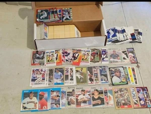 Riesige Sportkarten Sammlung 4 Boxen voll geladen mit Stars Inserts #d Rookies schön - Bild 1 von 5