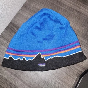 Gorro Patagonia Fitz Roy diseño de logotipo de montaña - Imagen 1 de 6
