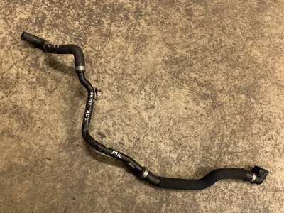 Manguera radiador AUDI A4 B7 8E 3.2 V6 tubo manguera Foto 1 de 4