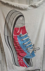 Telo mare vintage invecchiato anni 80 stampa sneaker colorato  - Foto 1 di 8