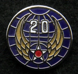20a FUERZA AÉREA DE ESTADOS UNIDOS 1ER SOMBRERO DE CAÍDA BOMBA ATÓMICA PIN B-29 Warren AFB EJÉRCITO CUERPO AÉREO - Imagen 1 de 11