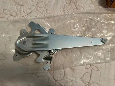 НОВЫЙ левый задний регулятор стекла WAI Global WPR5489LB, подходит для Toyota Highlander 2005 года выпуска - Изображение 1 из 3