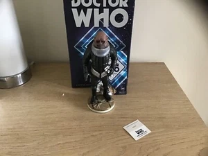 Robert Harrop DOCTOR WHO04 SONTARAN LINX THE TIME WARRIOR 3rd DOCTOR LTD ED 500# - Picture 1 of 1
