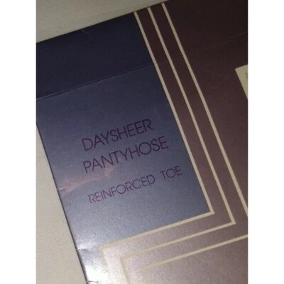 Medias Gloria Vanderbilt Off White 5'0 a 5'5" talla A pantimedias vintage Foto 1 de 4