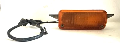 Ford Escort Mk2 Front Indicator Housing & Lens Part No. 75AG13K342AA Good Cond - Image 1 of 4