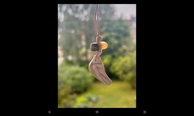 Muschelanhänger mit Ostseejade kombiniert. Naturschmuck. Unikate. Handarbeit - Bild 1 von 2