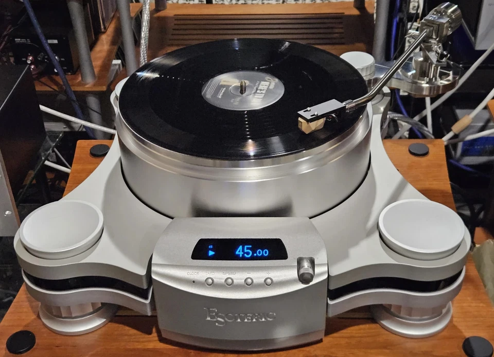 Esoteric Grandioso T1 giradischi AC120V include Ikeda TA-9D + AB-T1SM1 - Immagine 1 di 1