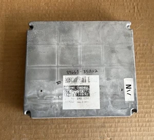 2003 2004 Toyota 4Runner Engine Computer OEM ECM 89661-35A22 - Bild 1 von 3
