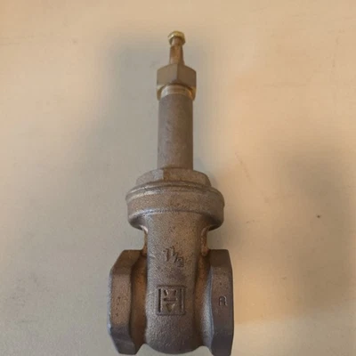 Speedaire 150S, 300 WOG, Long Bonnet Gate Valve; 1 1/2" NPT - Image 1 of 4