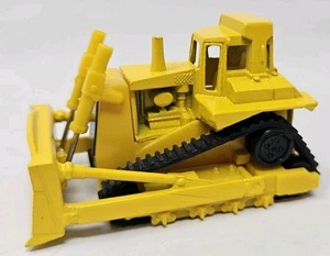 Hot Wheels 1979 Caterpillar CAT Bulldozer Dozer Yellow Die-cast Vintage - Picture 1 of 5