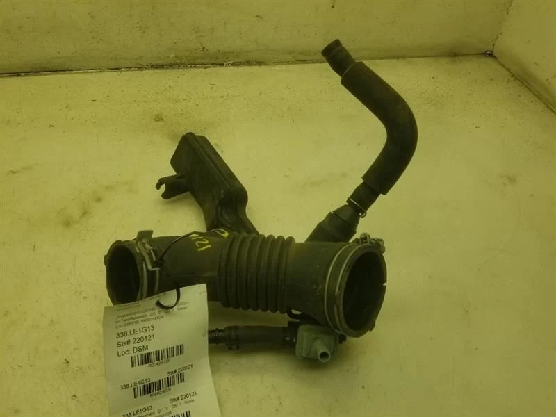2013 LEXUS ES300H 2.5L 4CYL AIR CLEANER TUBE/RESONATOR  - Image 1 of 4