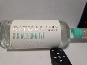 Ritual Zero Proof Gin  Alternative 750 ml - Picture 1 of 6