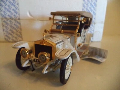Franklin Mint 1911 Rolls Royce Tourer, White, 1:24, in styro only - Image 1 of 4
