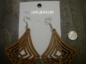 Elegant Wooden Earrings - Handmade Fashion Jewelry - L6 - Picture 1 of 4