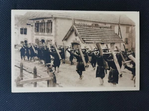 CPA 64 Types Basques - Las Cruzes - Retour de la Procession des Croix - Imagen 1 de 2