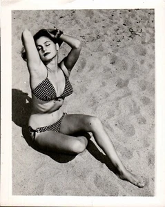Foto pinup femenina vintage años 60 4x5 N0121 - Imagen 1 de 1
