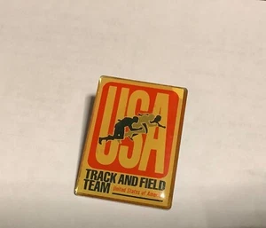 USA Track & Field Team Pin Old Logo Pinback Vintage Badge - Picture 1 of 3