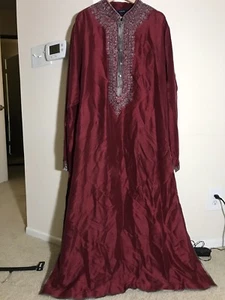 Famous Indian Fashion Designer JJ VALAYA Maroon Embroidered silk mens Kurta Set - Picture 1 of 12